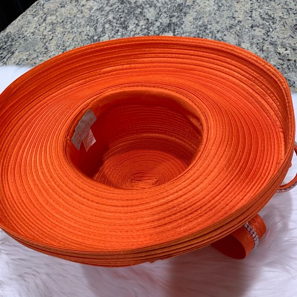 Charm’s Orange Hat - Picture 9 of 14